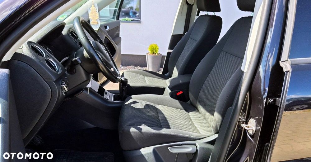 Volkswagen Tiguan - 24