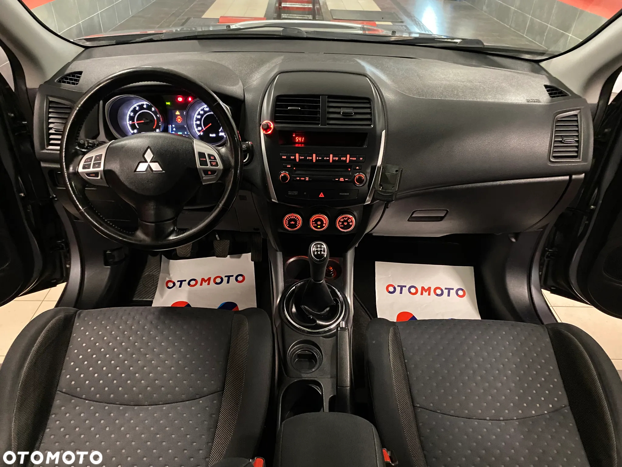 Mitsubishi ASX 1.6 Intense - 15