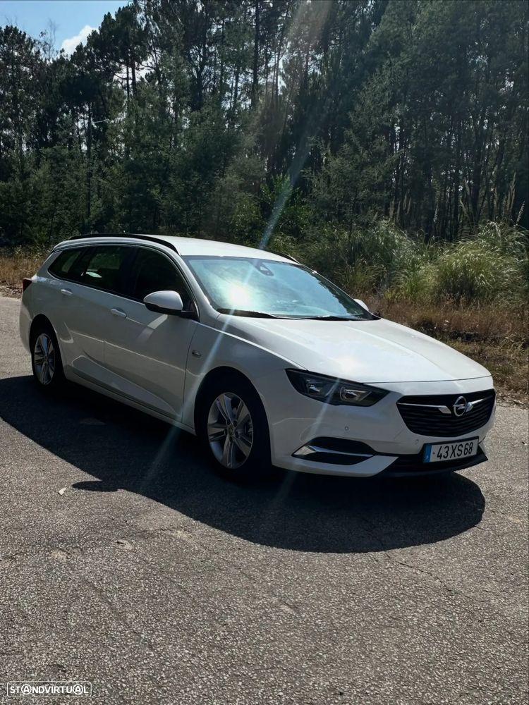 Opel Insignia Sports Tourer - 1