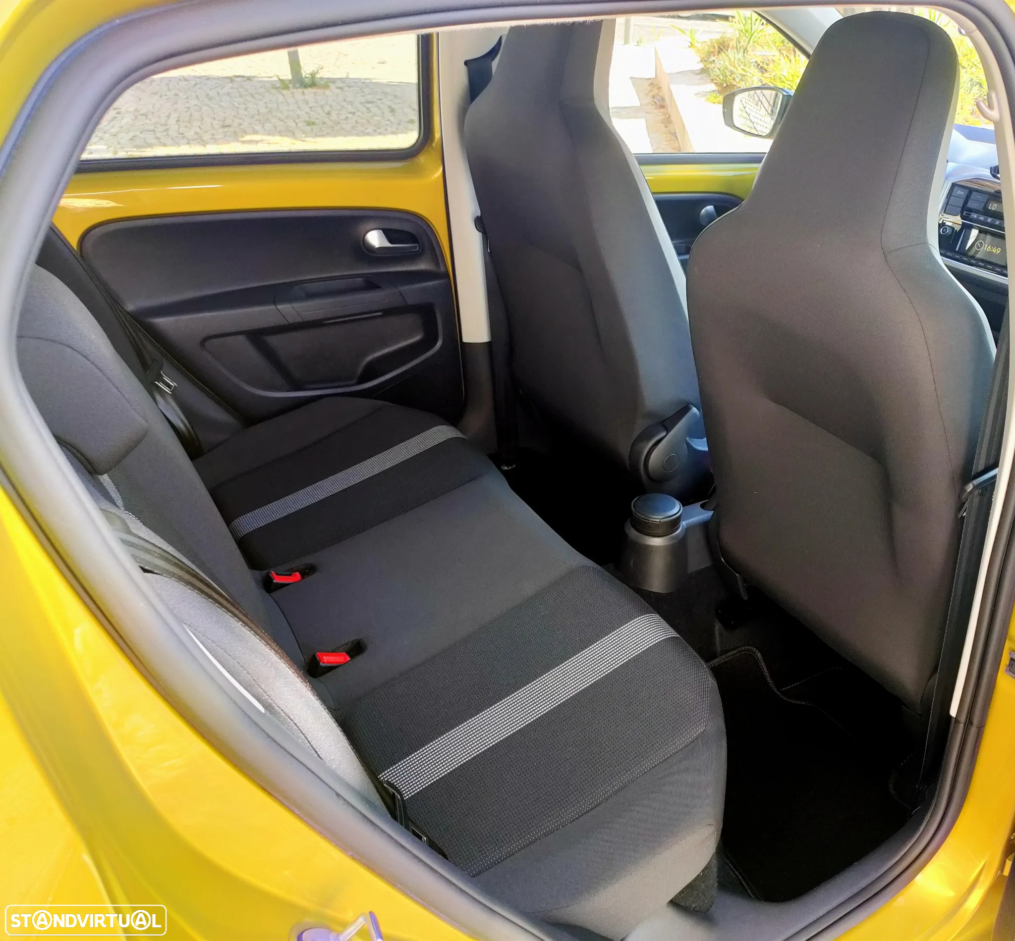 VW Up! 1.0 TSI High - 23