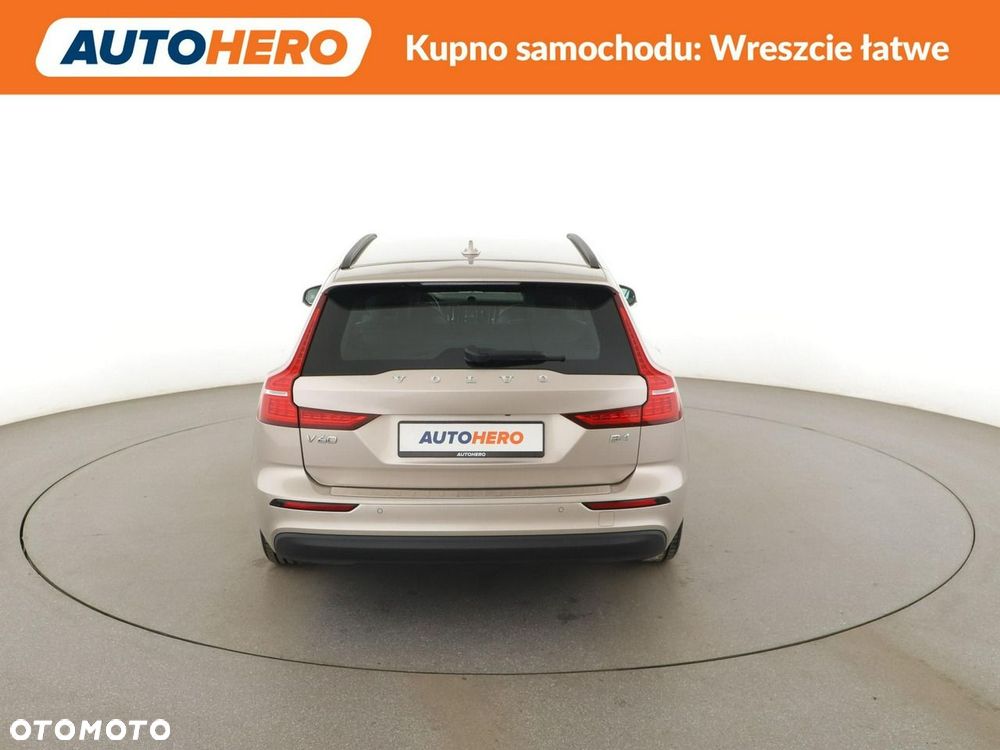 Volvo V60 B4 D Core - 7