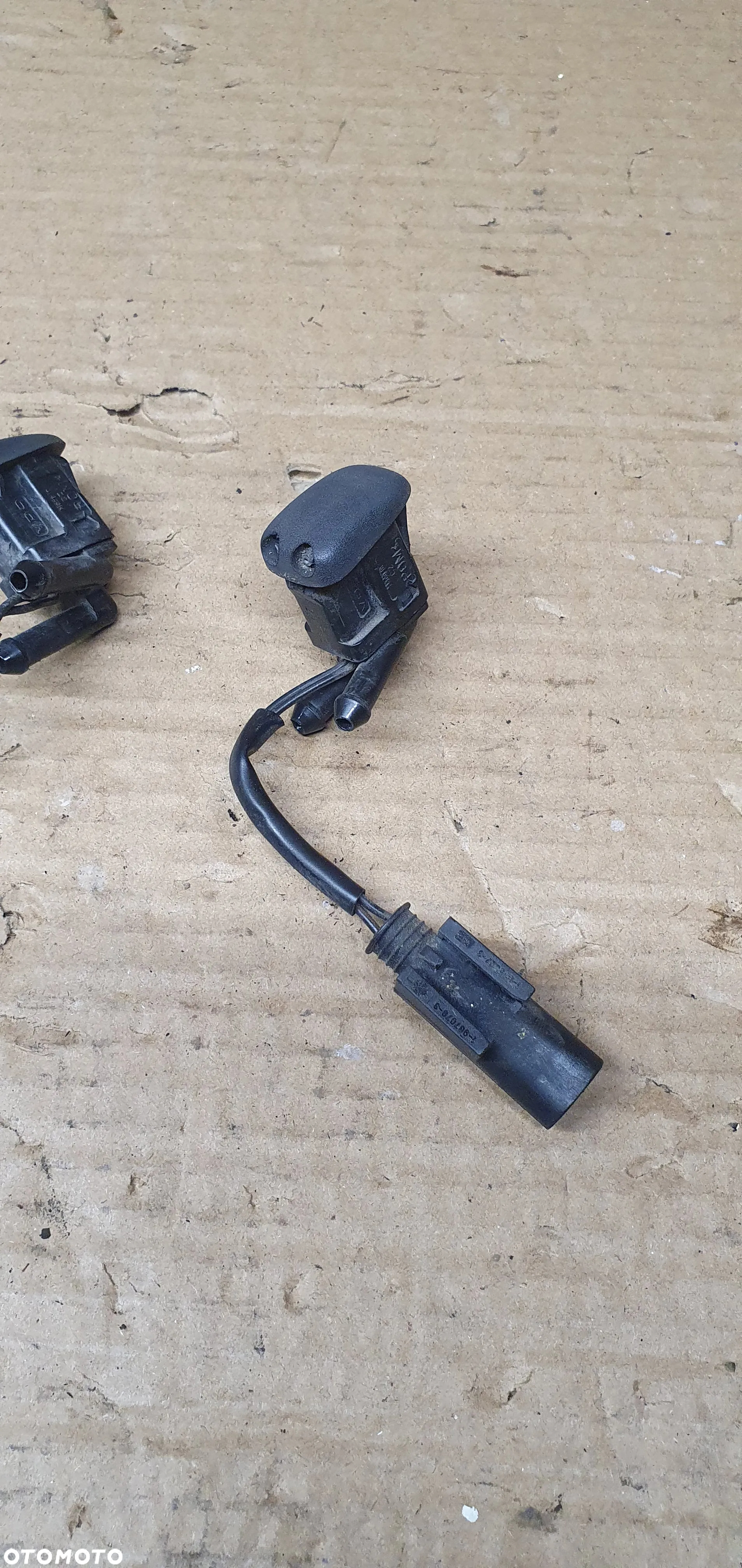 Dysza spryskiwacza podgrzewana spryskiwacz BMW 5 E39 8361042 - 3