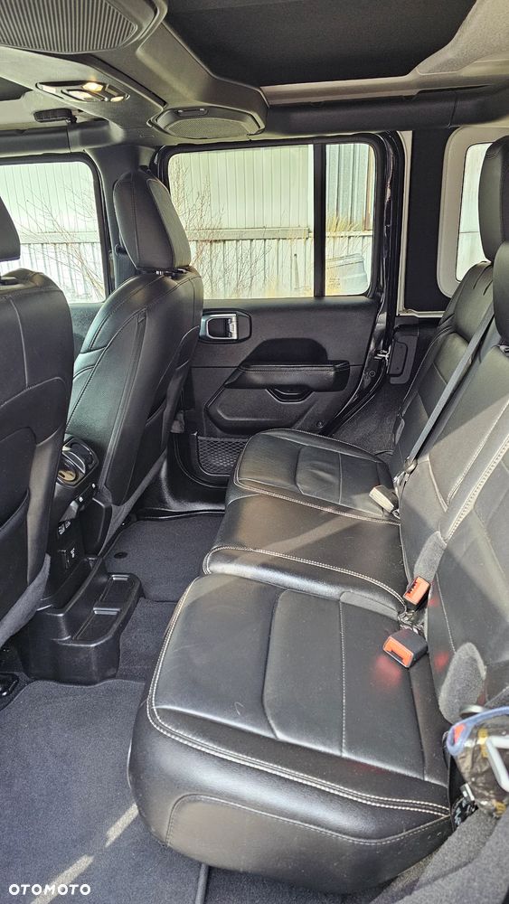 Jeep Wrangler Unlimited GME 2.0 Turbo Sahara - 7