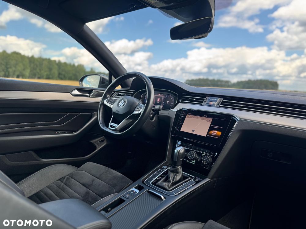 Volkswagen Passat 2.0 TDI 4Mot Elegance DSG - 17