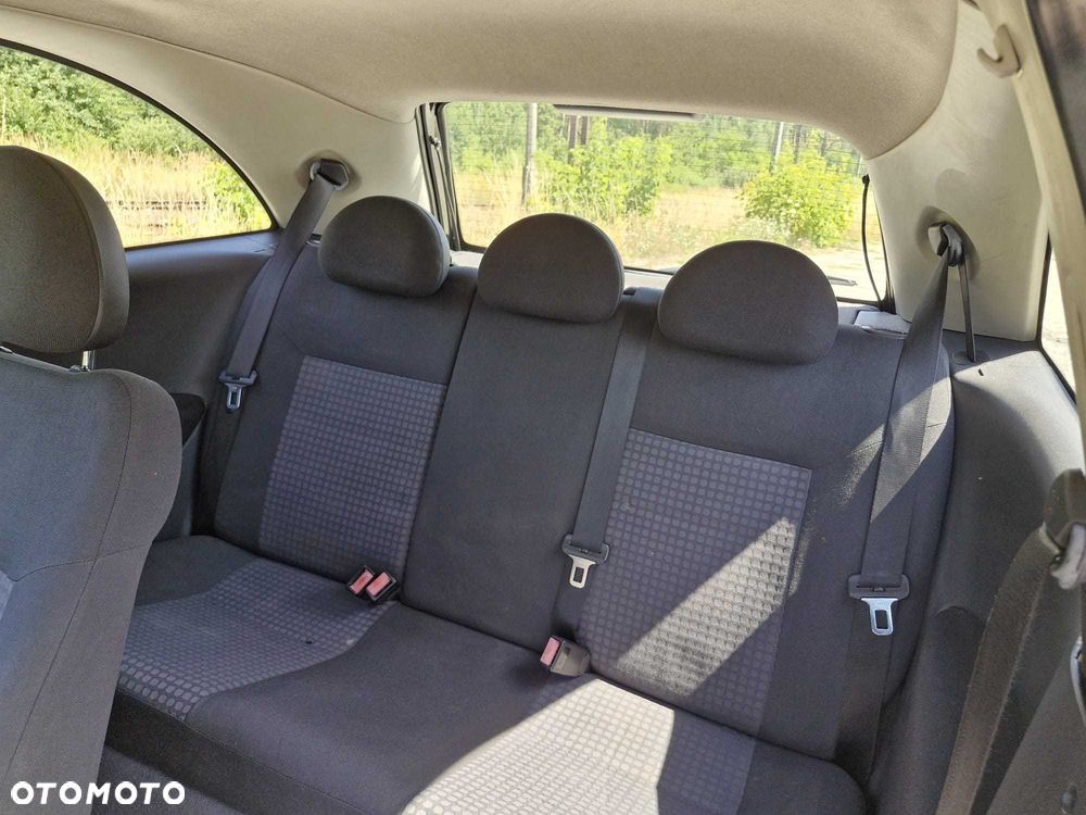 Opel Corsa - 8