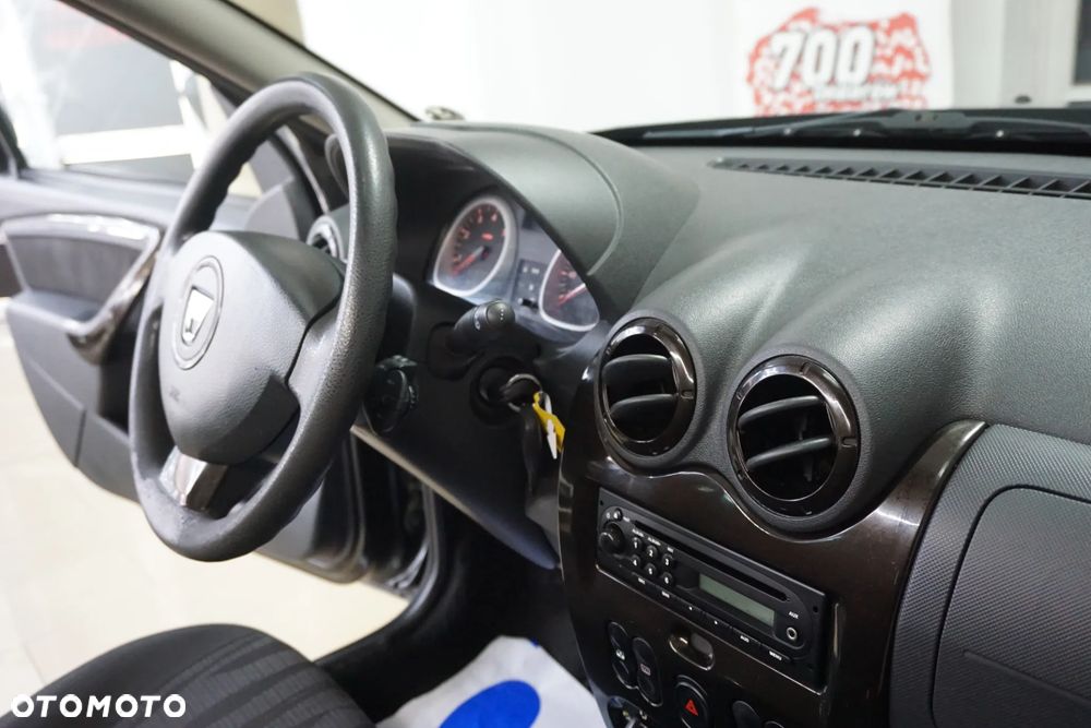 Dacia Duster 1.6 16V 4x2 - 21