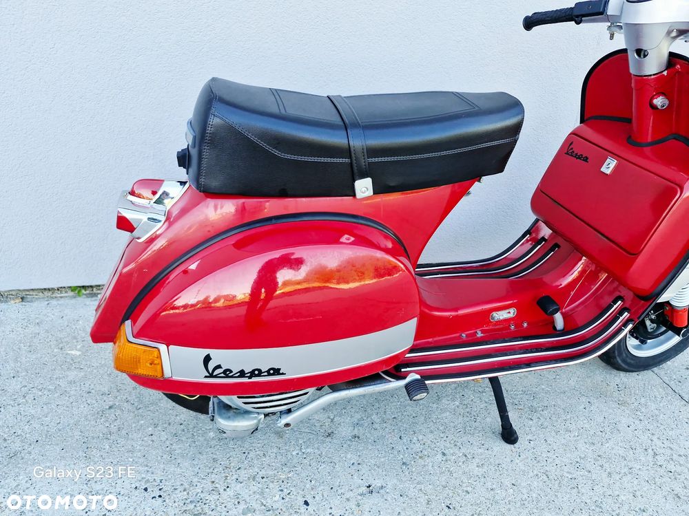 Vespa P - 24