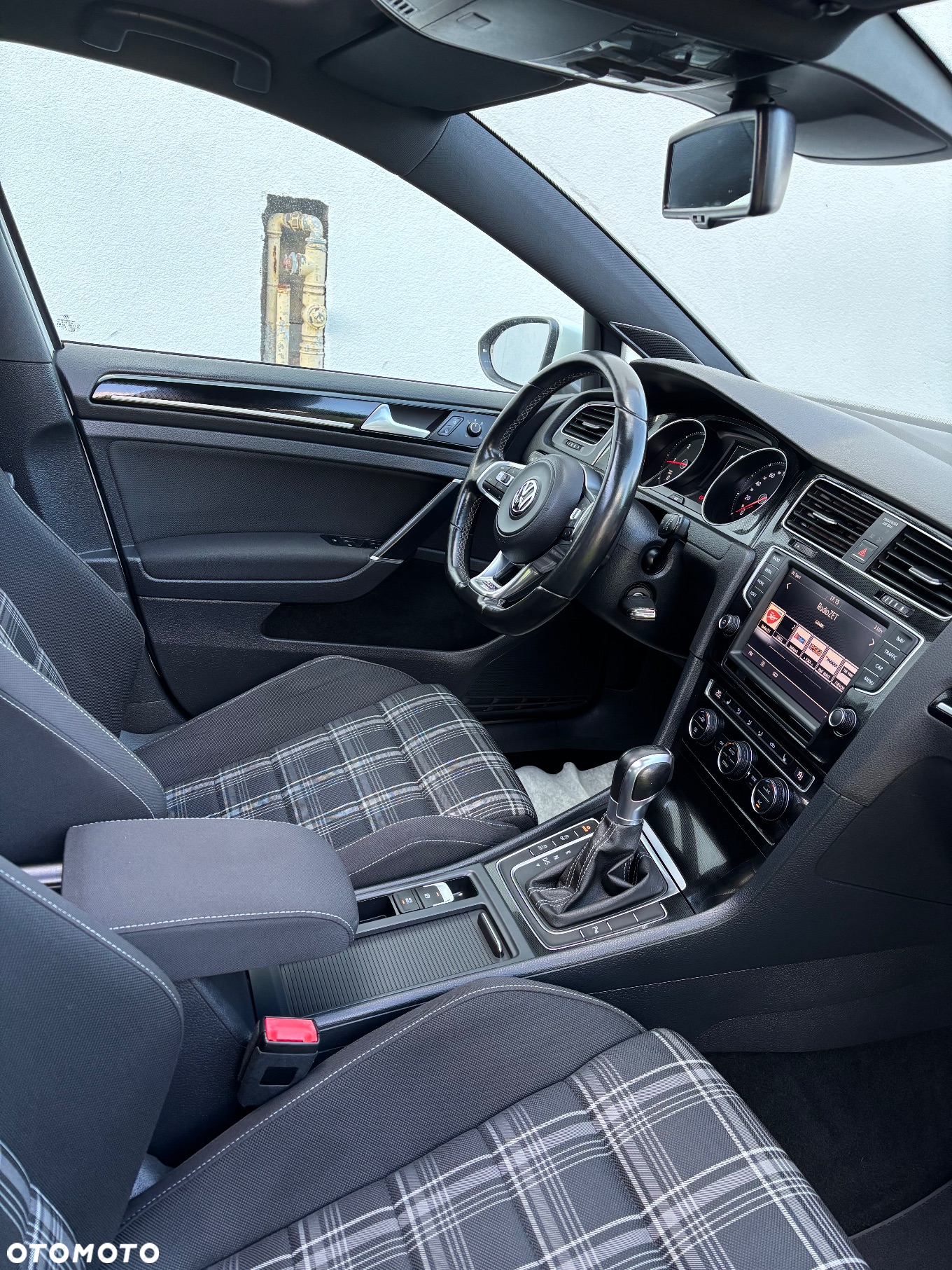 Volkswagen Golf VII 2.0 TDI BMT GTD DSG - 9