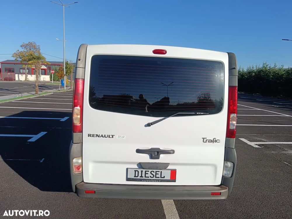 Renault Trafic - 18