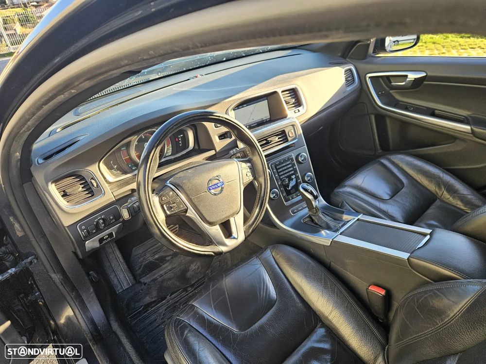 Volvo V60 - 11