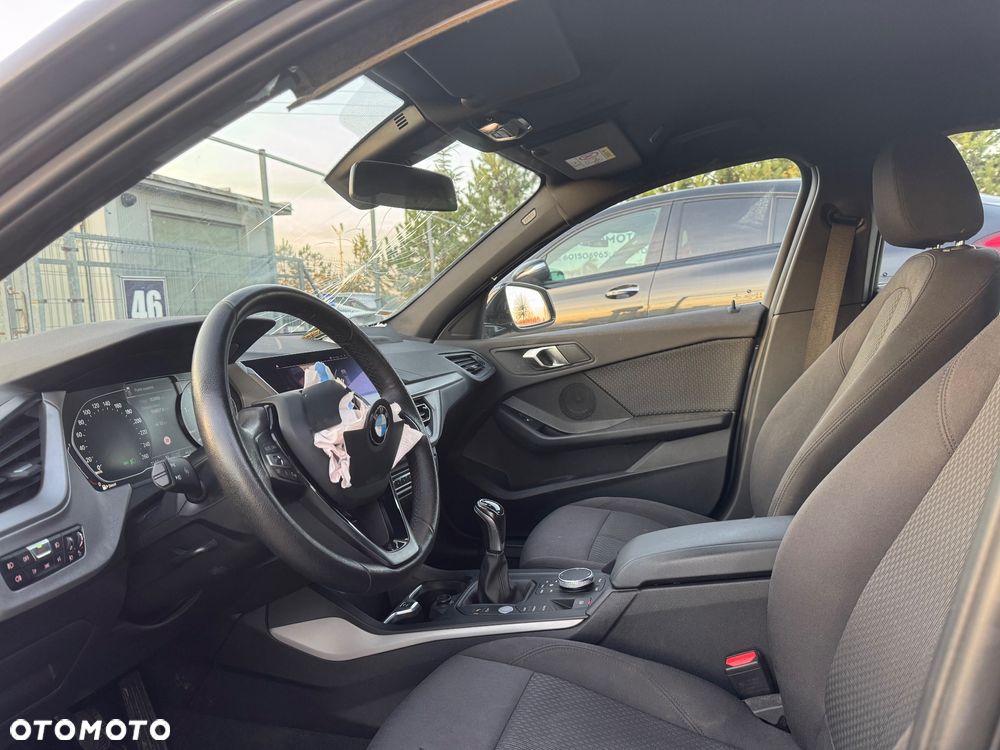 BMW Seria 1 116d - 6