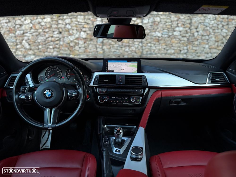 BMW M4 DKG - 11