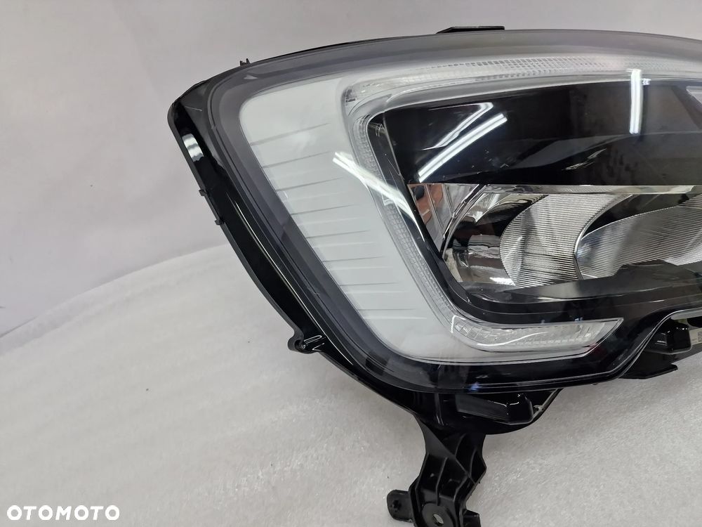 RENAULT MASTER IV 4 19- PRAWA LAMPA PRZEDNIA PRZÓD FULL LED , NR 260105567R , NR AUKCJI LA139 - 3