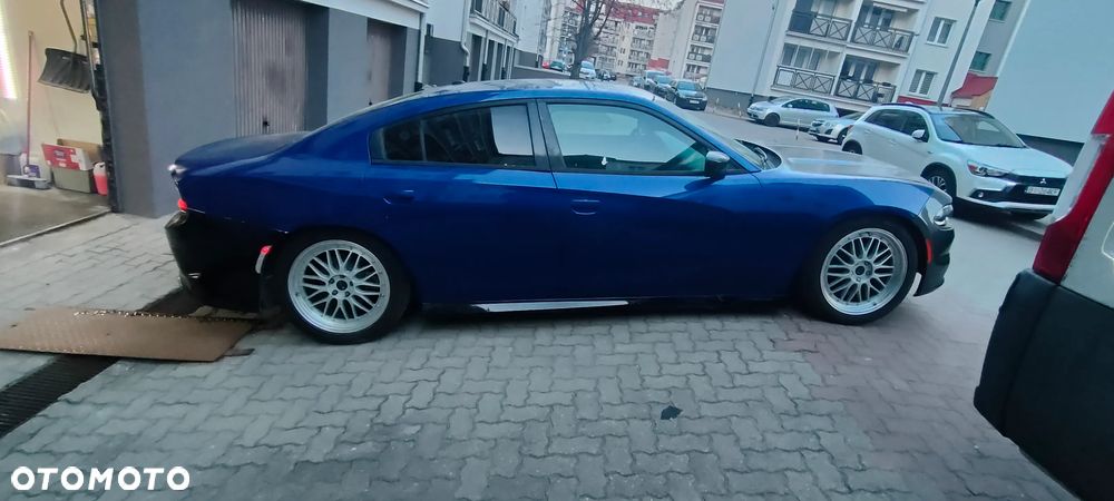 Dodge Charger - 3
