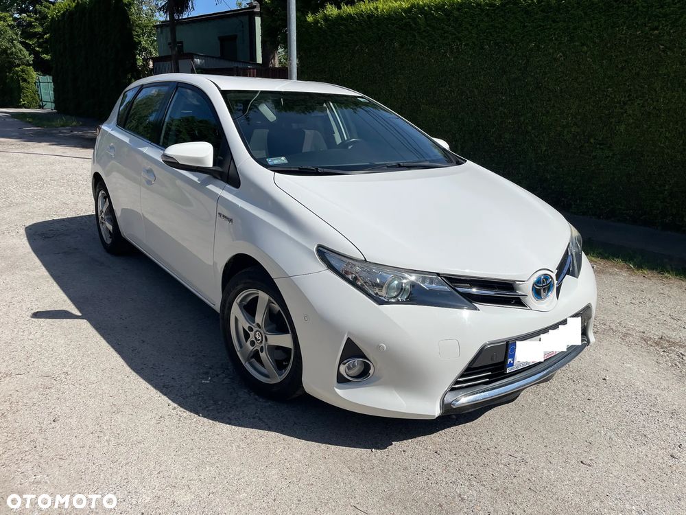 Toyota Auris - 2
