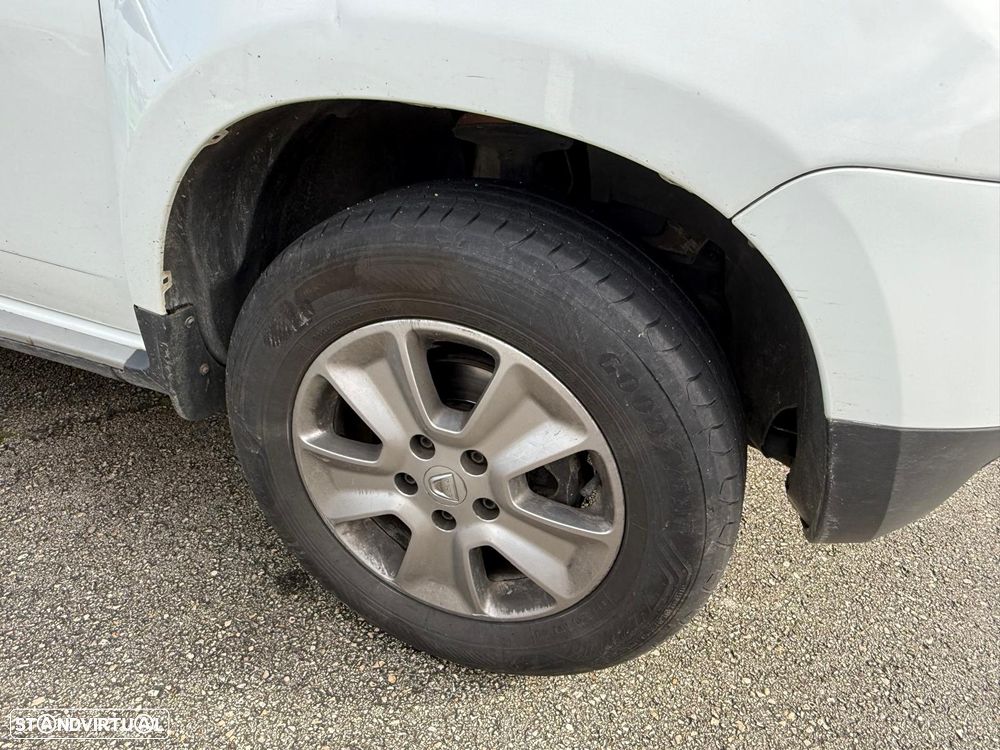 Dacia Duster 1.5 dCi SL Urban Explorer 4WD - 31