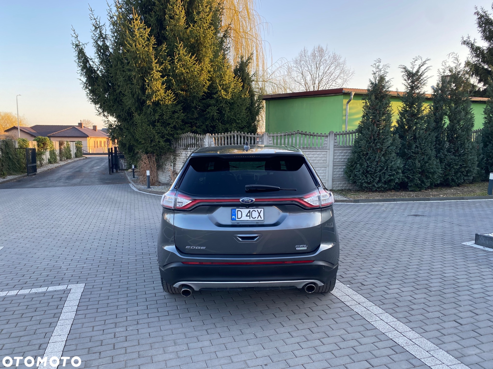 Ford Edge - 5