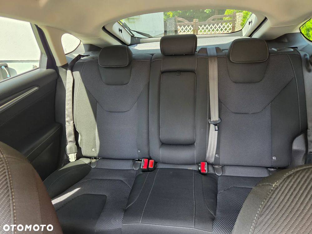 Ford Mondeo 2.0 TDCi Titanium PowerShift - 9