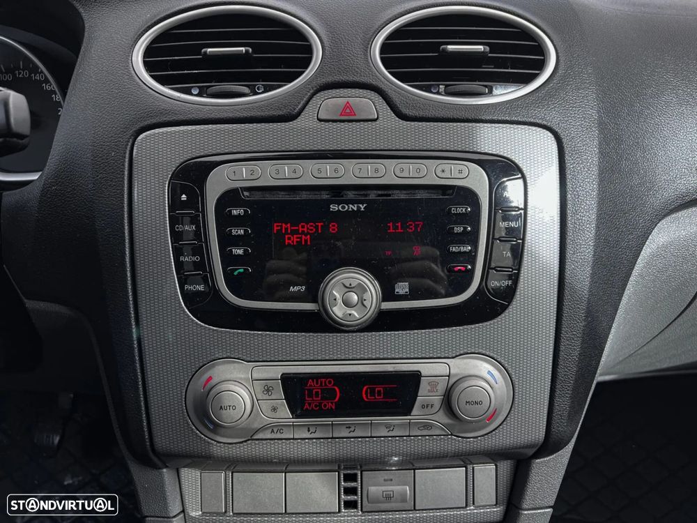 Ford Focus SW 1.6 TDCi Titanium - 9