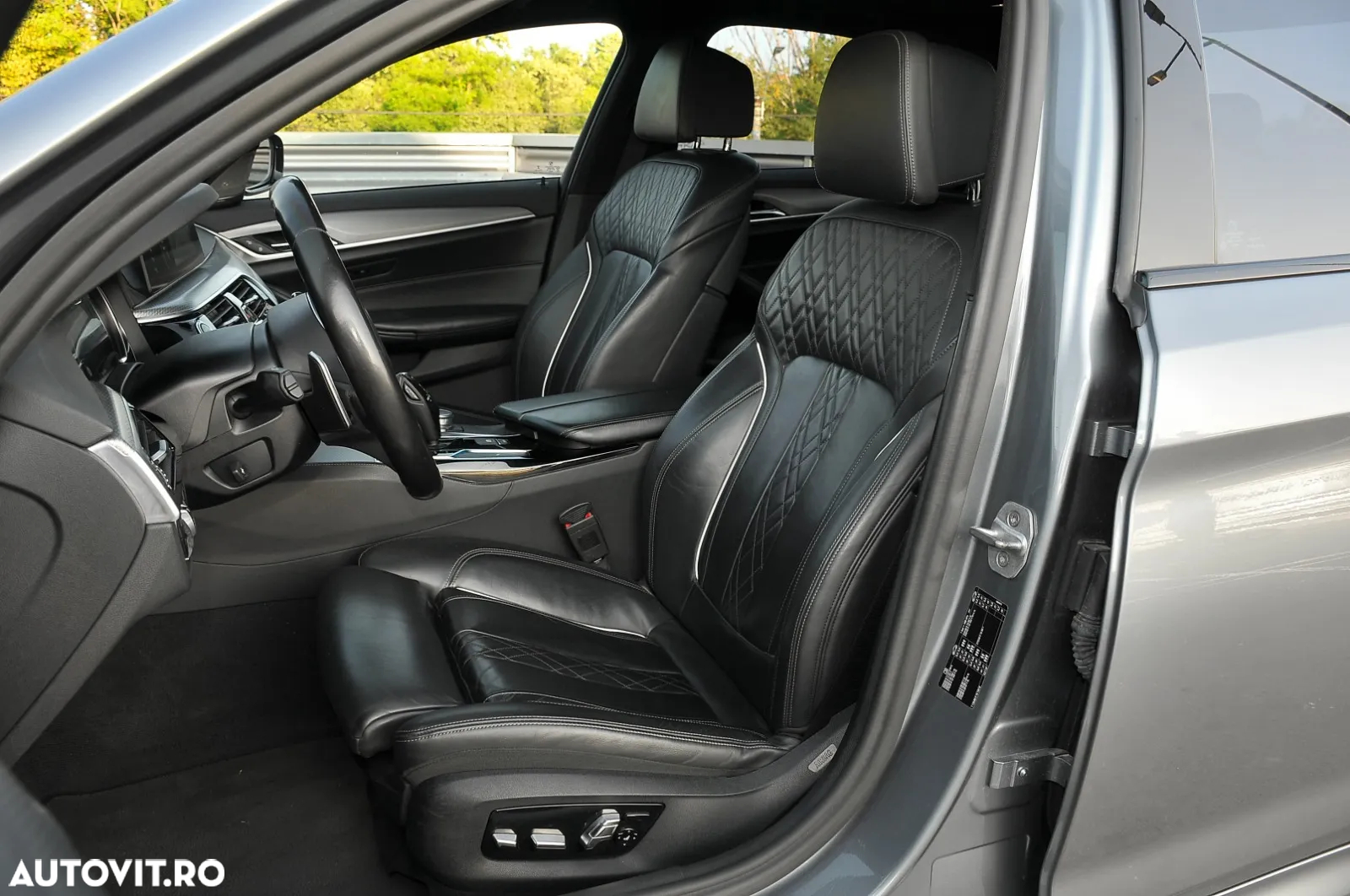 BMW Seria 5 520d Aut. M Sport Edition - 16