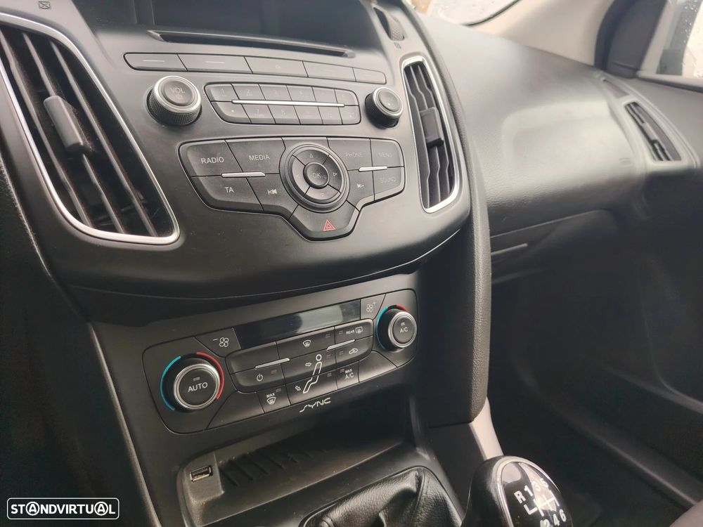 Ford Focus SW 1.0 EcoBoost S&S Business Edition - 9