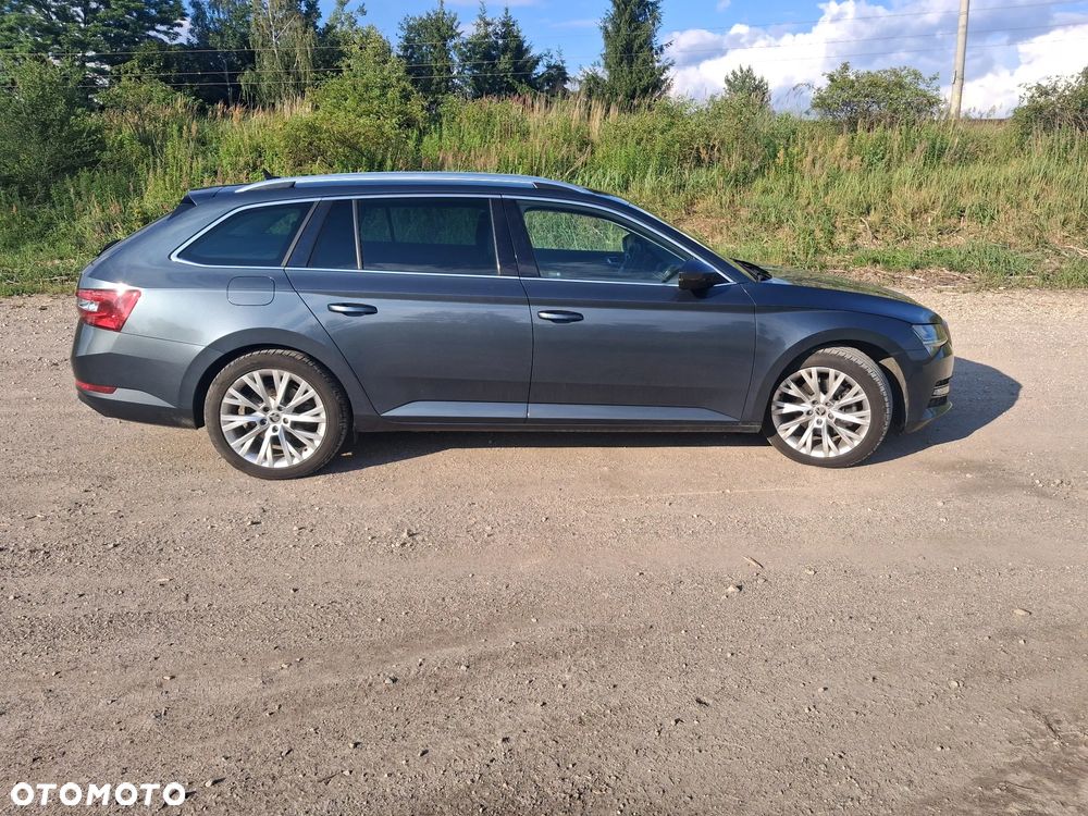 Skoda Superb 1.5 TSI ACT DSG Ambition - 8