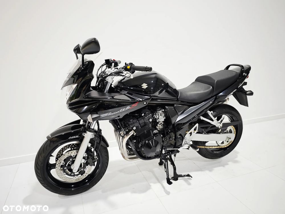 Suzuki Bandit - 12