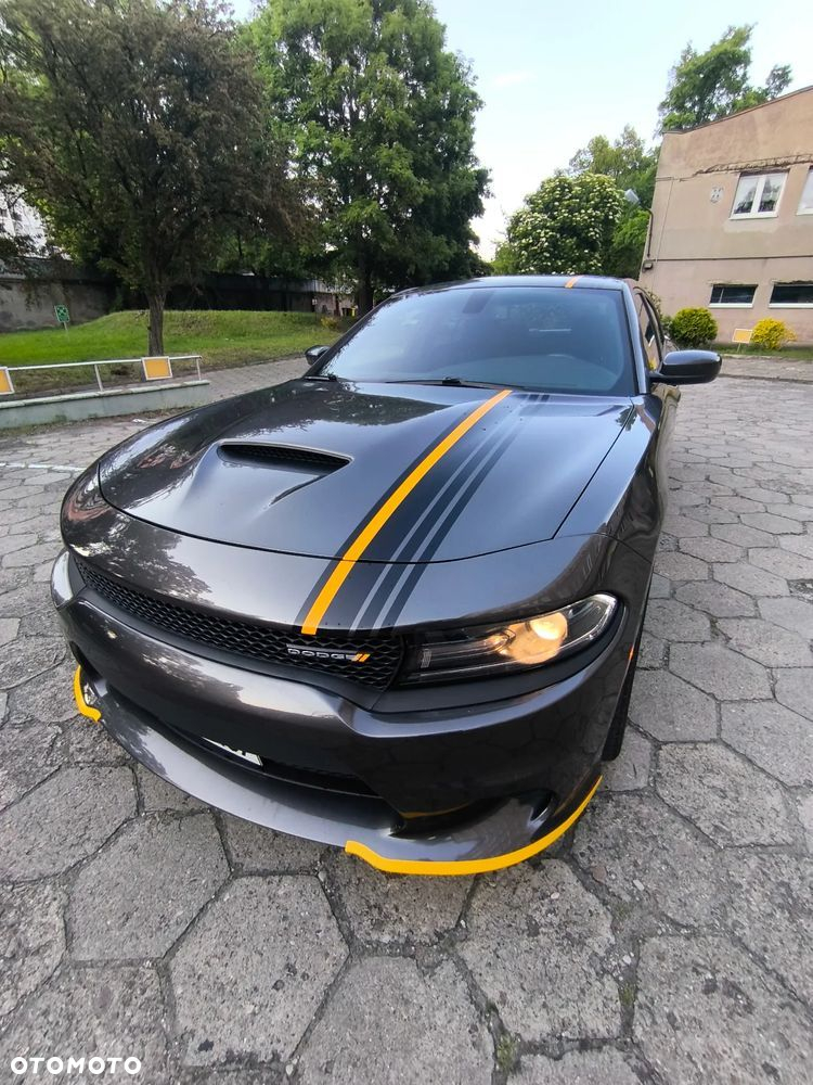 Dodge Charger 5.7 R/T - 35