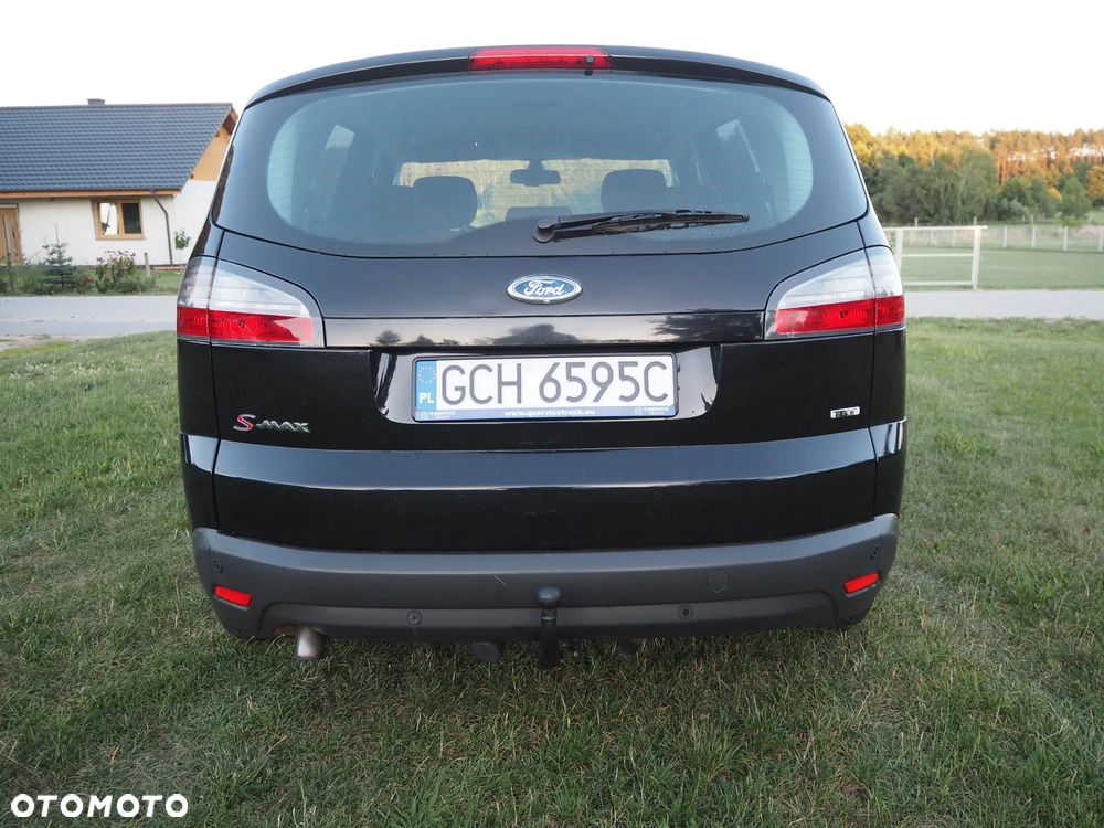 Ford S-Max - 10