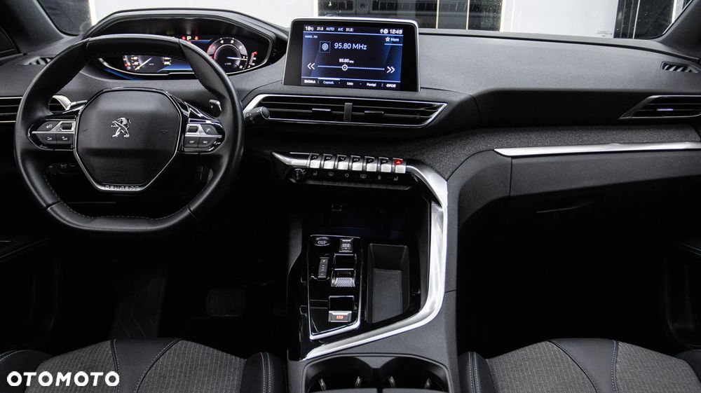 Peugeot 5008 1.5 BlueHDi Allure S&S EAT8 - 19
