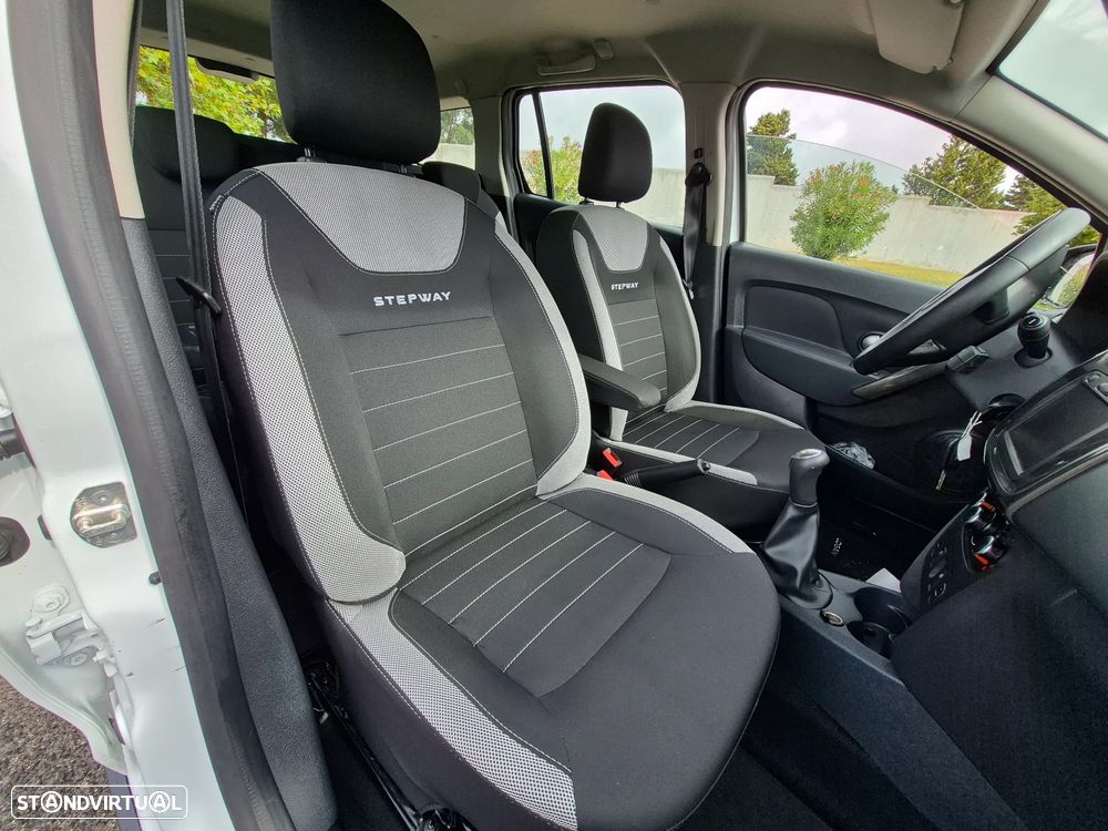 Dacia Logan MCV 0.9 TCe Stepway - 16