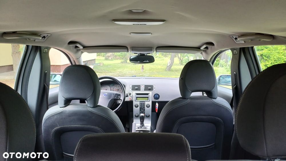 Volvo V50 2.0D Momentum - 8