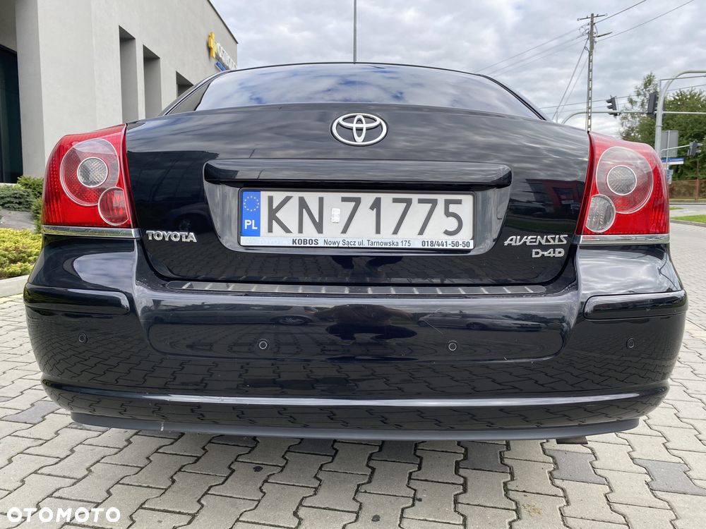 Toyota Avensis 2.0 D-4D Premium - 10