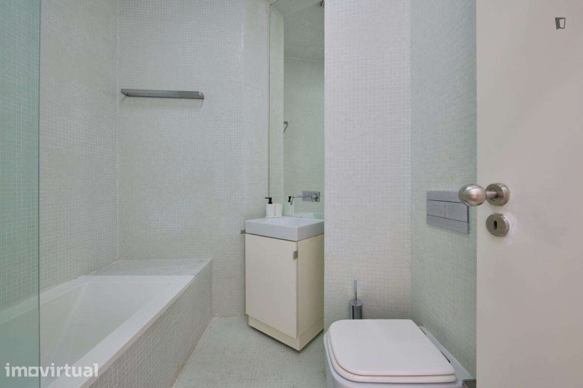 Quarto - localizado em Arroios Lisbon - Grande imagem: 2/19