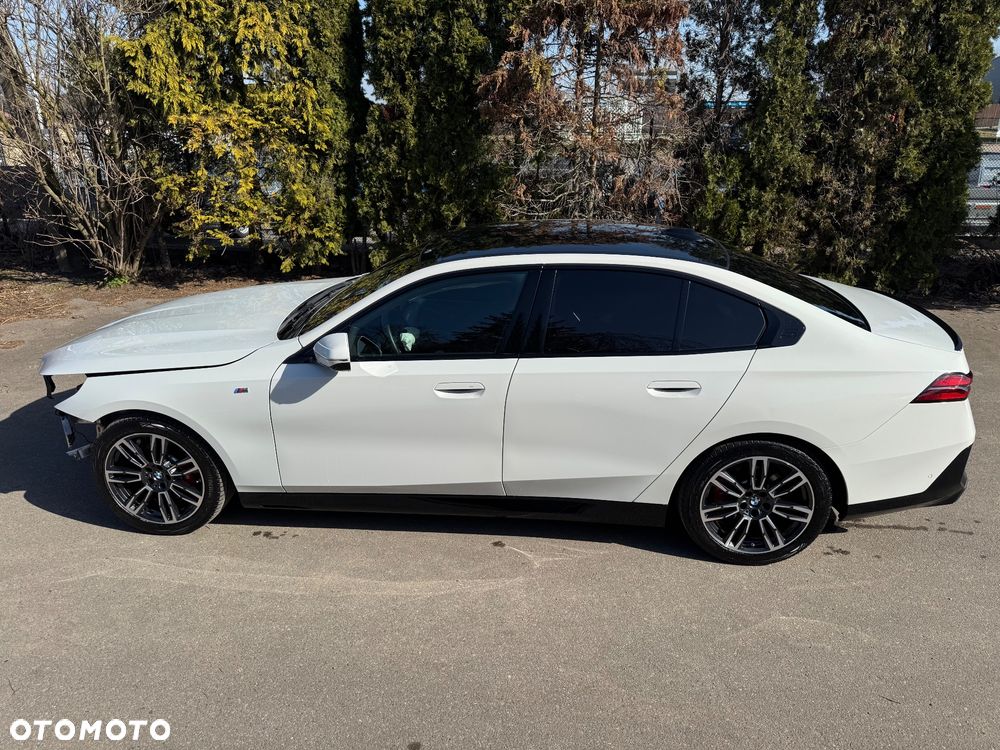 BMW Seria 5 - 16