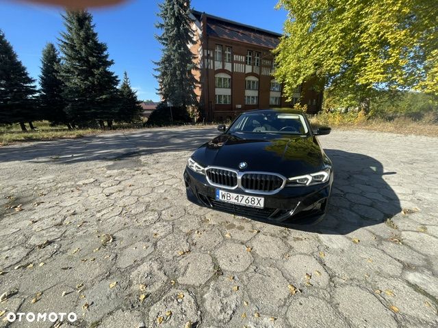 BMW Seria 3 - 16
