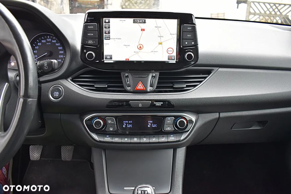 Hyundai i30 1.6 CRDI Passion Plus - 38