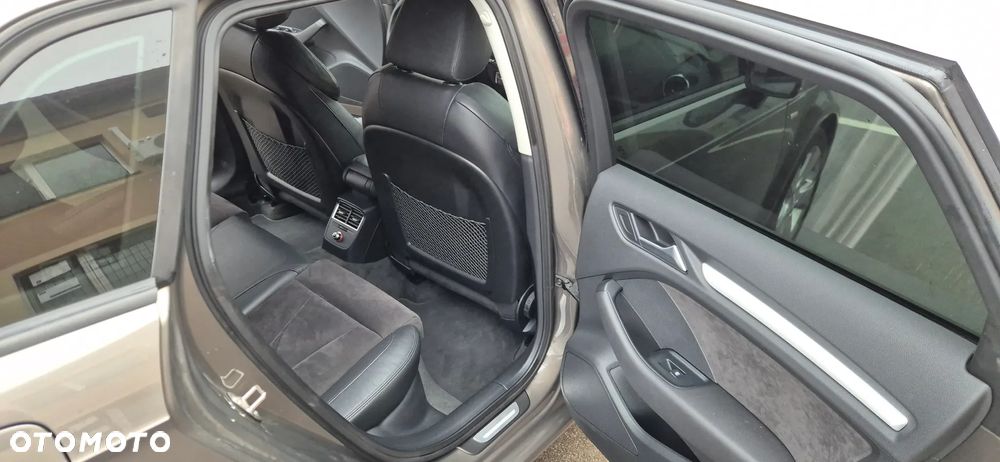 Audi A3 Sportback 2.0 TDI Quattro Ambiente S tronic - 10