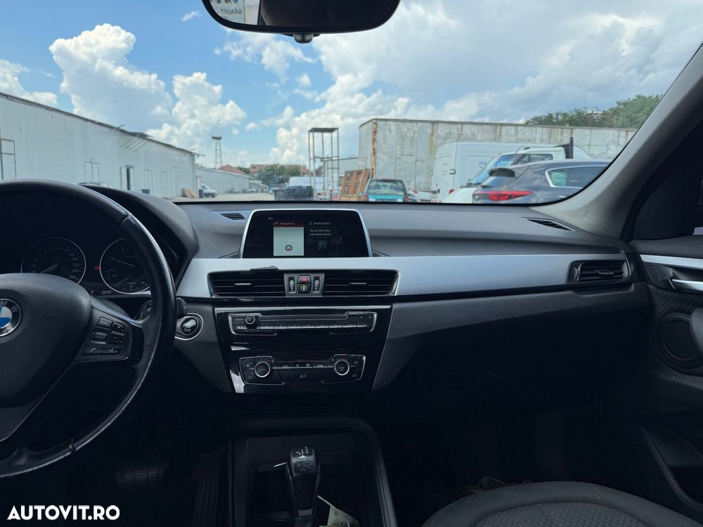 BMW X1 sDrive18d AT - 8