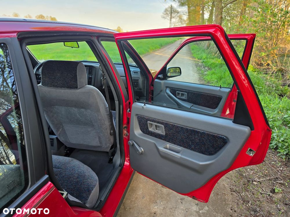 Volvo Seria 400 - 22