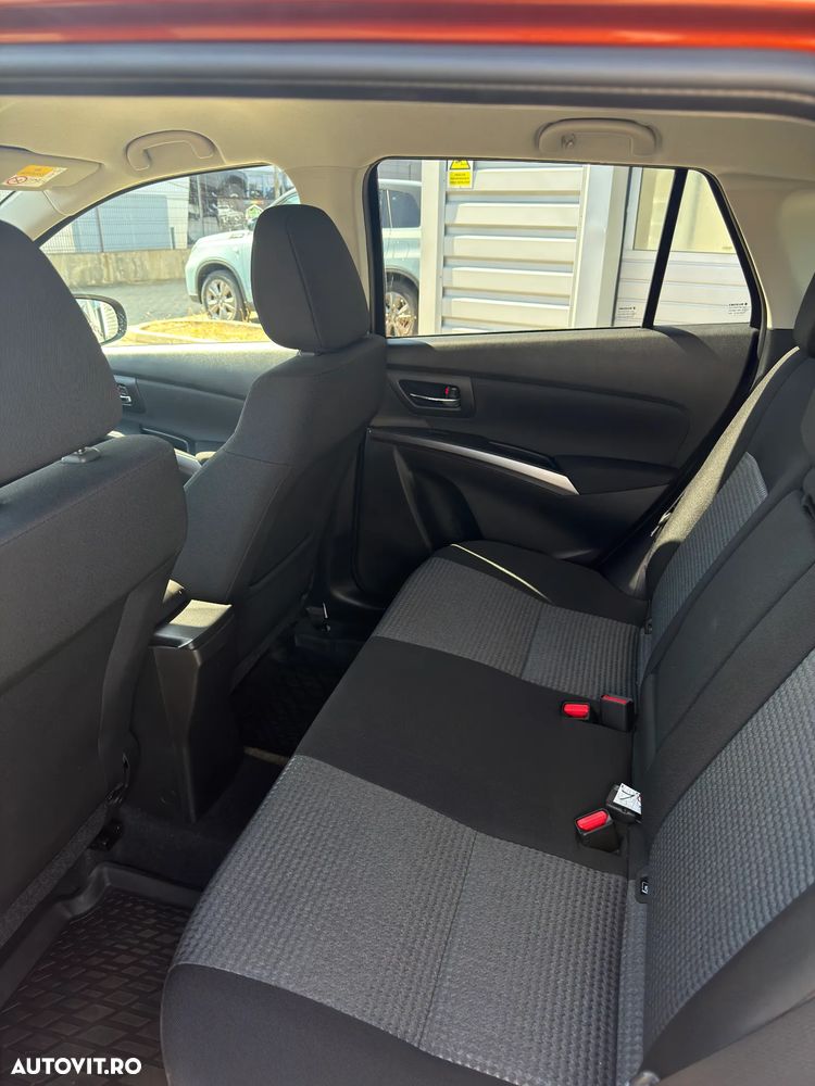 Suzuki S-Cross 1.4 Boosterjet 6AT MHEV Passion - 7
