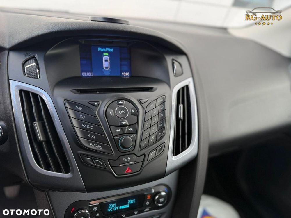 Ford Focus - 34