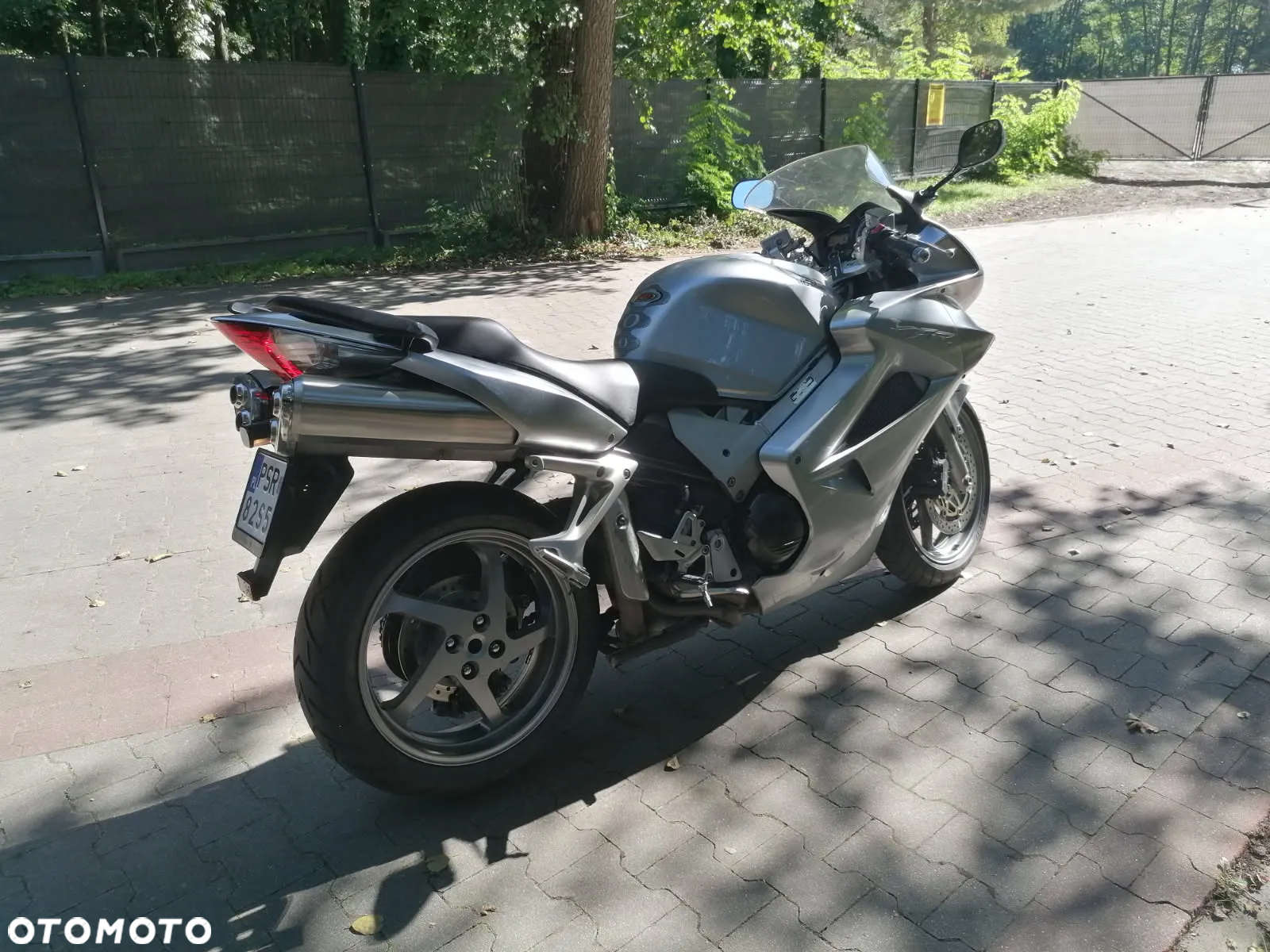 Honda VFR - 5