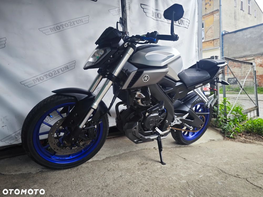 Yamaha MT - 5
