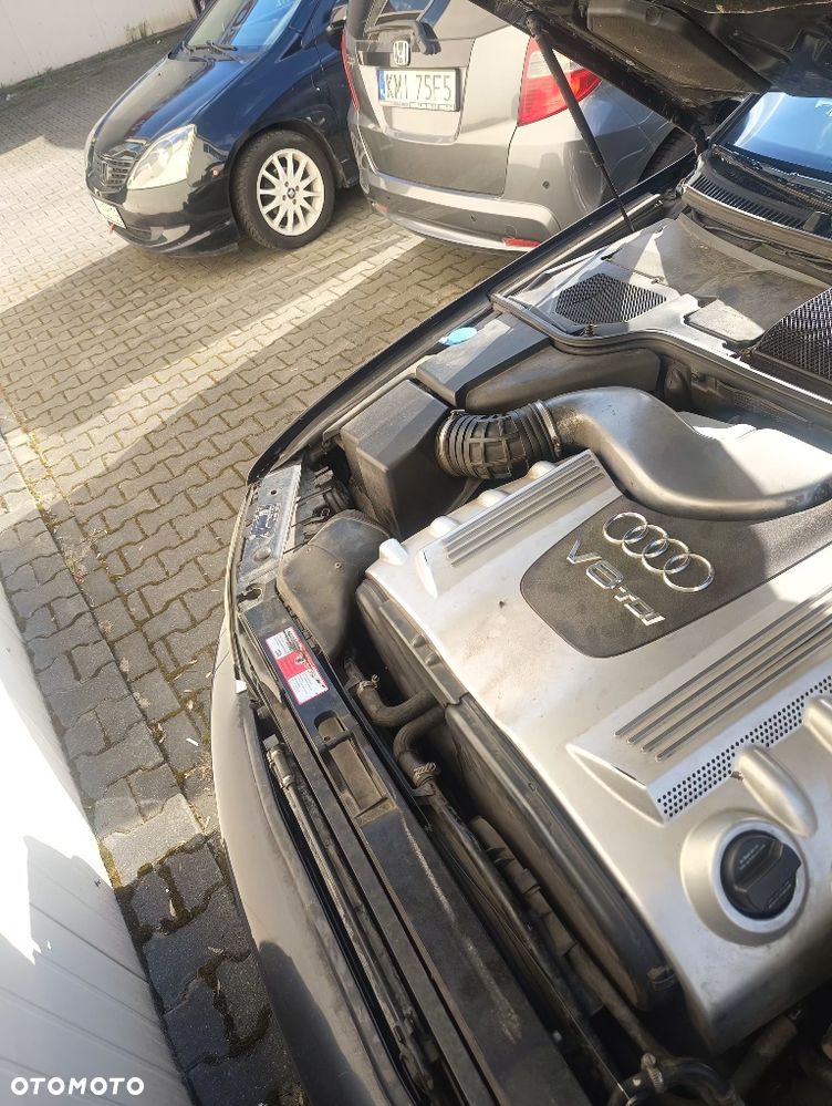 Audi A8 - 8