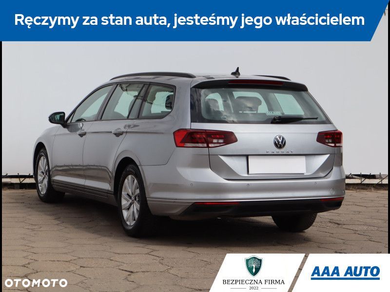 Volkswagen Passat - 5