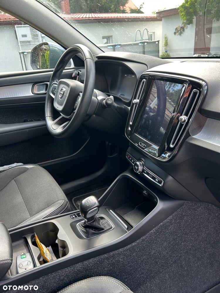 Volvo XC 40 - 4