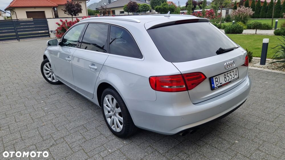 Audi A4 Avant - 4