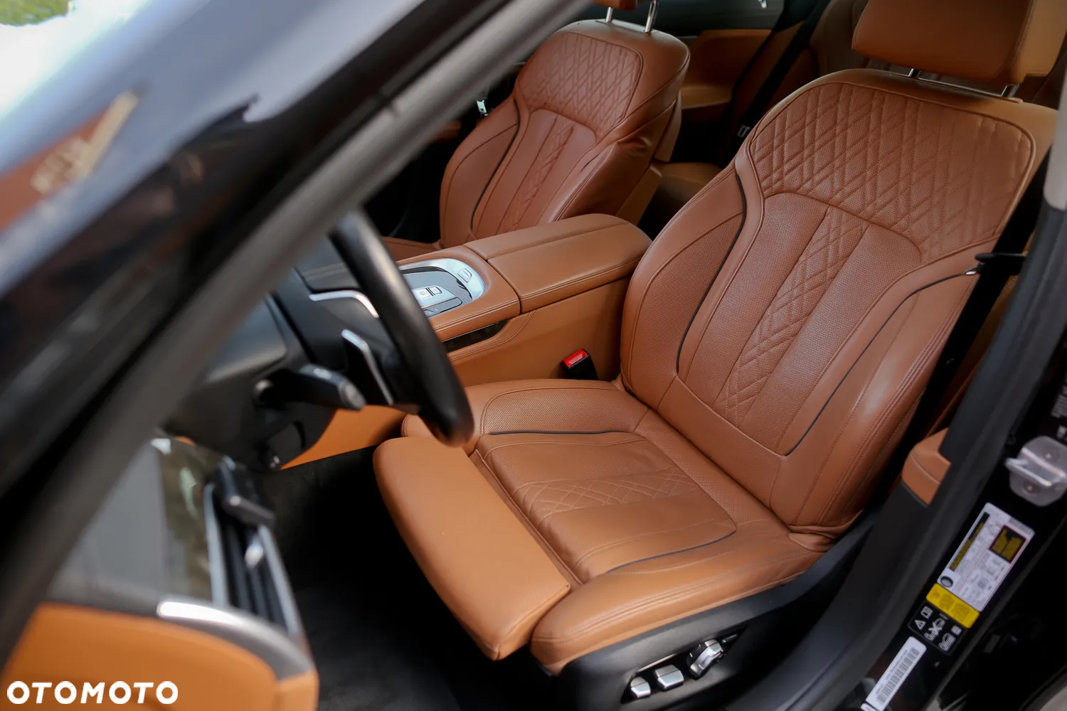 BMW Seria 7 750Li xDrive - 18