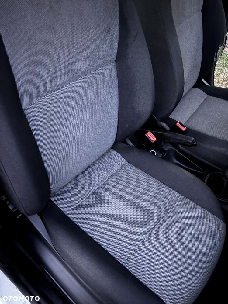 Skoda Fabia 1.2 12V Junior - 8